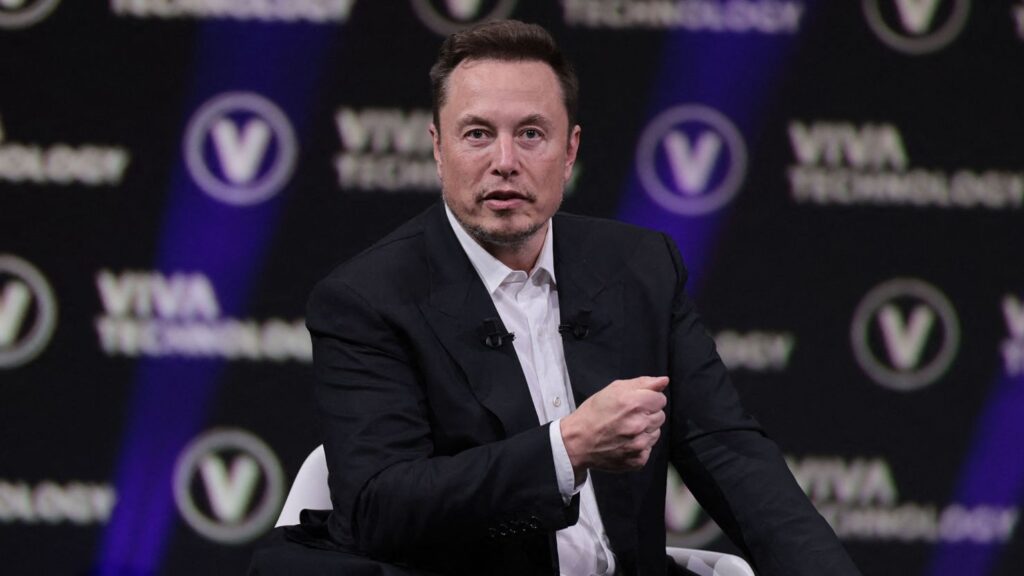 Tesla Turns to Small Shareholders to Back Musk's $56 Billion Payday