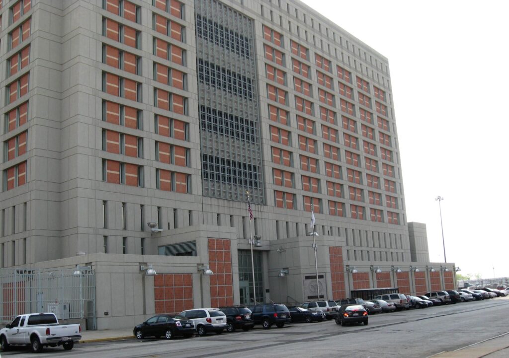 Brooklyn MDC is one of the most notorious prisons in the United States. Source: WikiCommons