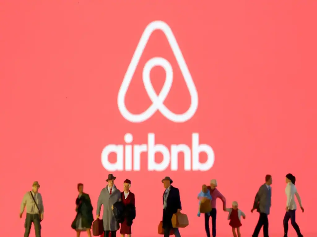 Airbnb to Expand with Co-Hosting, Relaunch 'Experiences'