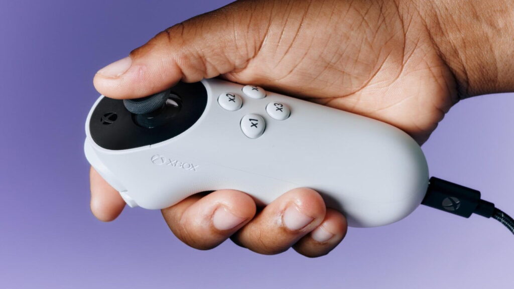 Xbox Nunchuk Controller with 3D-Printable Joystick Parts