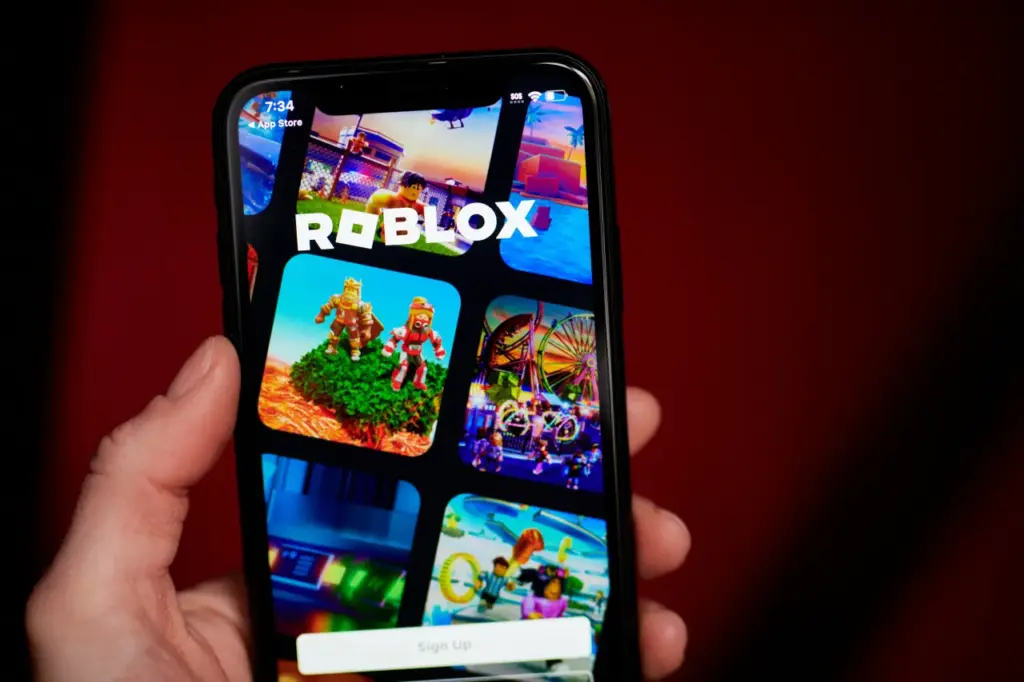 Roblox Unveils AI Plans, Boosts Creator Earnings