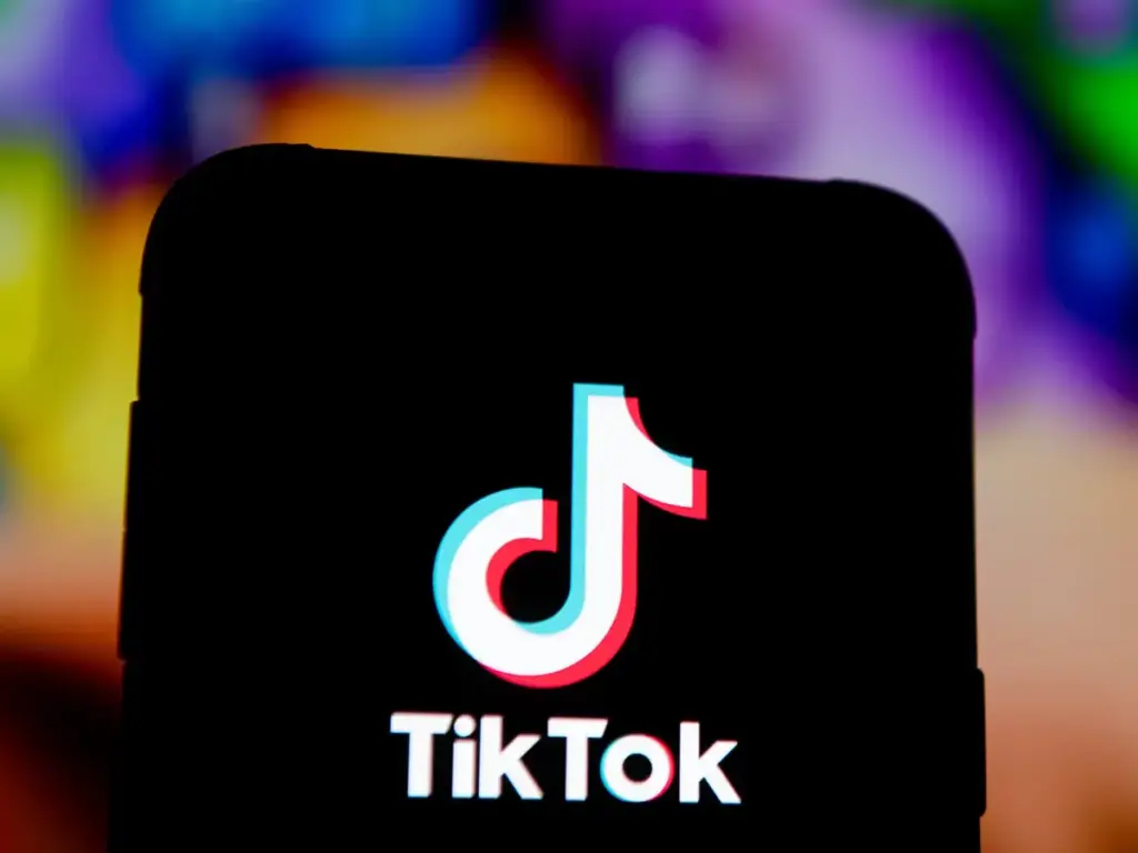 TikTok to Restrict Beauty Filters for Users Under 18