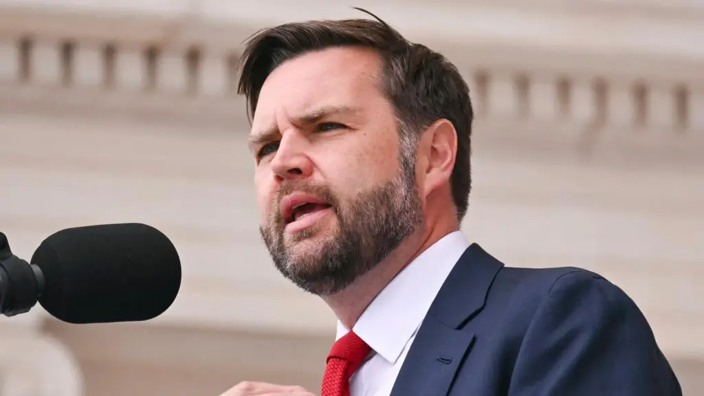 Vance Talks Stablecoin Bill, Chokepoint, Bitcoin