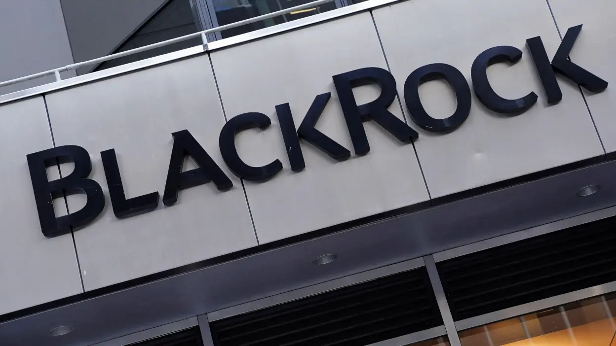 BlackRock, SEC Discuss Staking, Tokenization