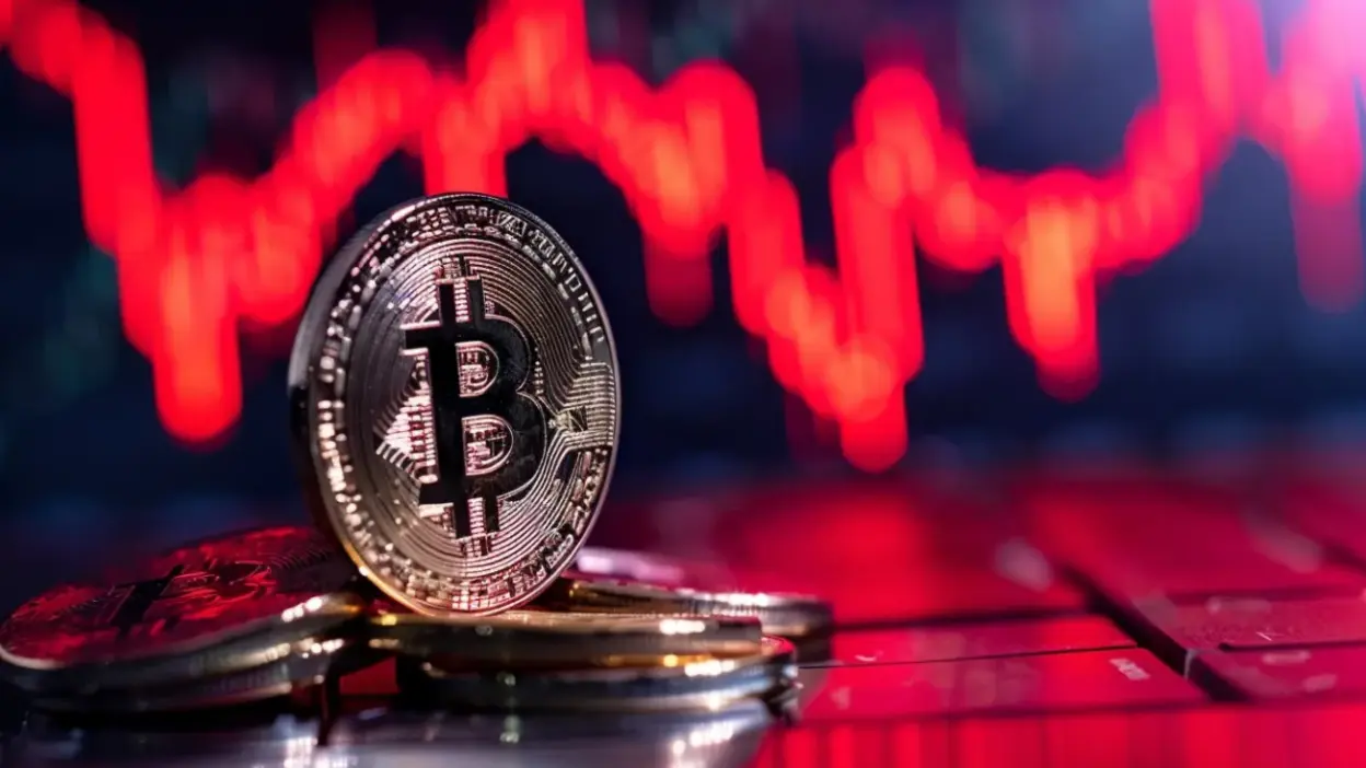 Crypto Markets Eye Volatility as Trump Tariff Pause Ends