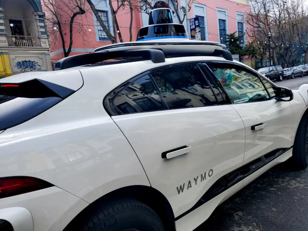 Waymo Taps Avis To Run Dallas Robotaxis