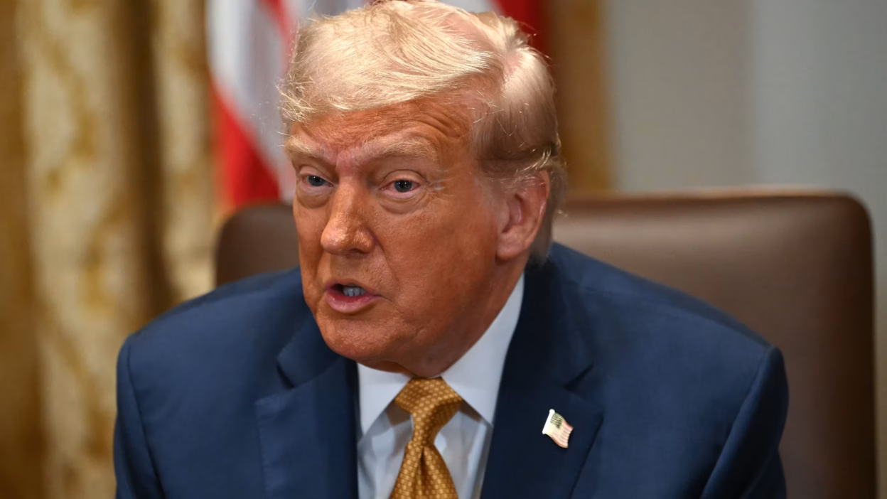 Bitcoin Falls on Trump’s 100% Russia Tariff Threat