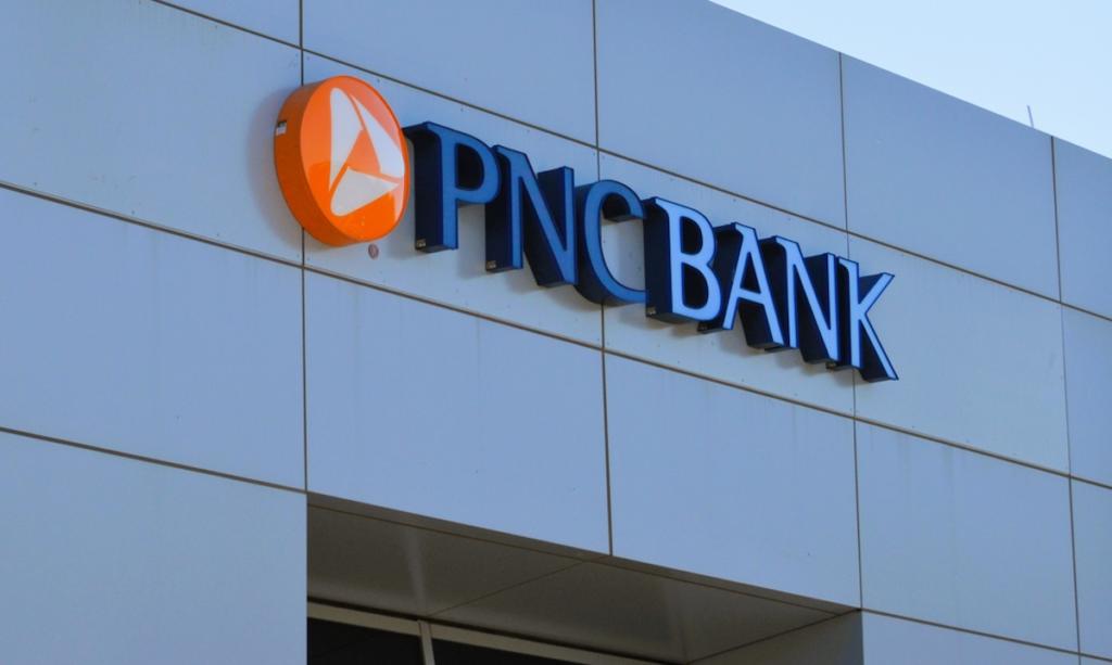 PNC’s $549B Partners with Coinbase for Trading Access