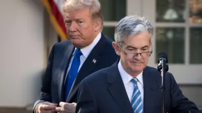 Trump Claims Fed’s Rate Cut Delay Is Likely Political