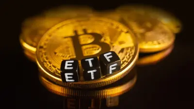 Bitcoin ETFs Challenge Self‑Custody Ideals