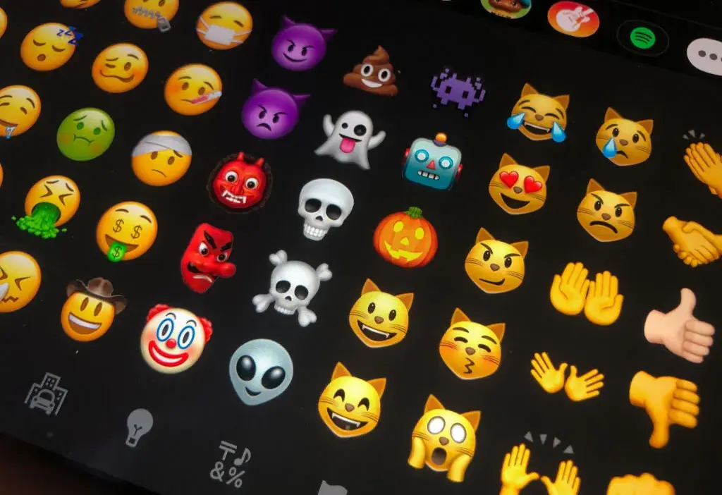 Apple News+ Introduces Daily Emoji Puzzle Game