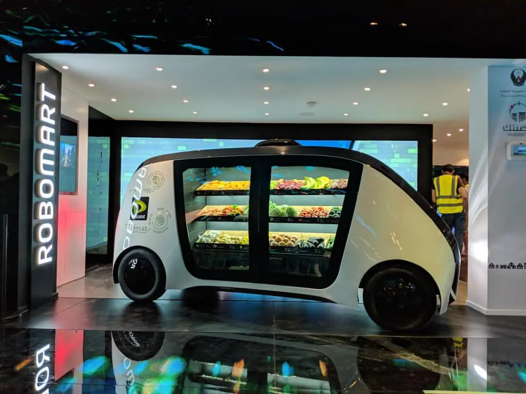 Robomart Unveils $3 Delivery Robot to Challenge Rivals